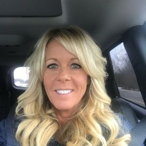 Meet your Posher, Michele